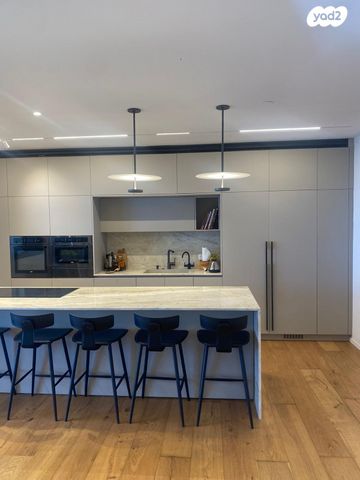 דירה, הגילה, נוף הטיילת, נתניה