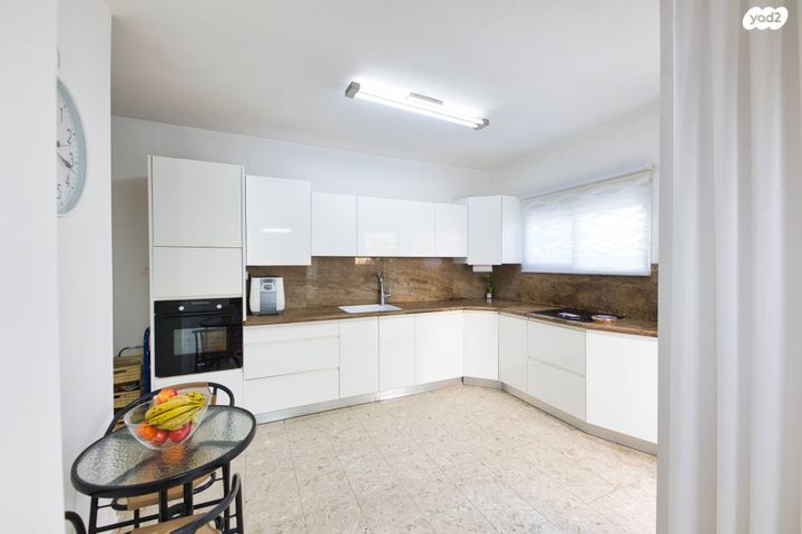 בית פרטי/ קוטג', חרוב, נאות יצחק רבין, מזכרת בתיה