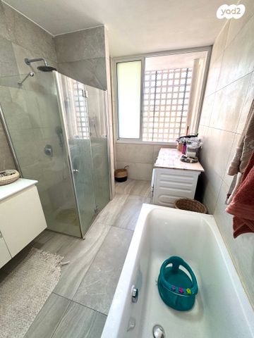 דירה, ה' באייר 9, הרצליה הירוקה, נווה עובד, הרצליה