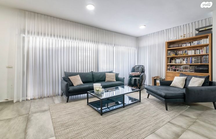 בית פרטי/ קוטג', יבנה