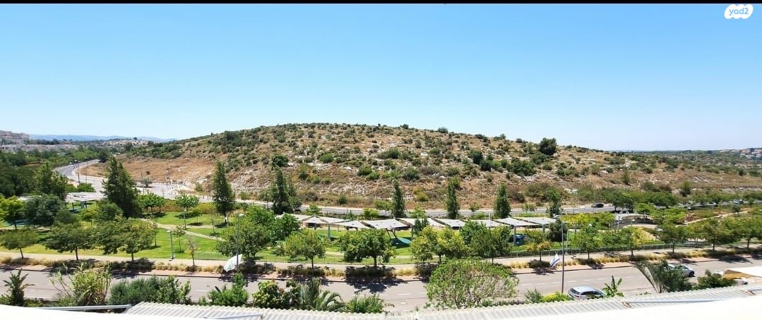 גג/ פנטהאוז, מוריה, מודיעין מכבים רעות