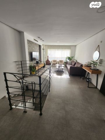 דירת גן, שמואל הנביא, הנביאים, מודיעין מכבים רעות