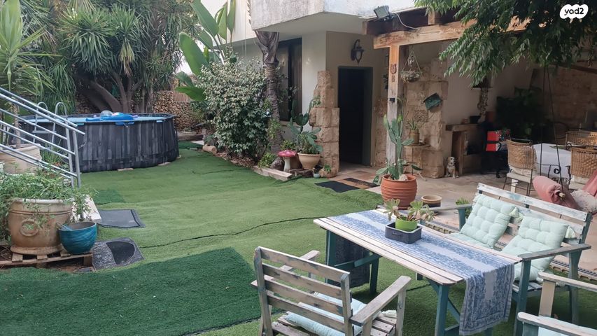 בית פרטי/ קוטג', אורנית