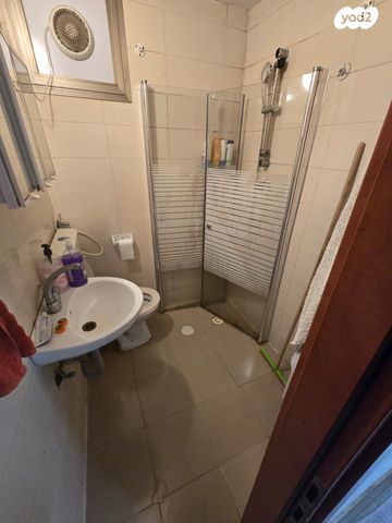 דירת גן, יצחק שיפר, באר שבע