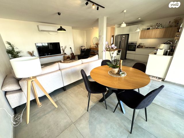 דירה, ה' באייר 9, הרצליה הירוקה, נווה עובד, הרצליה