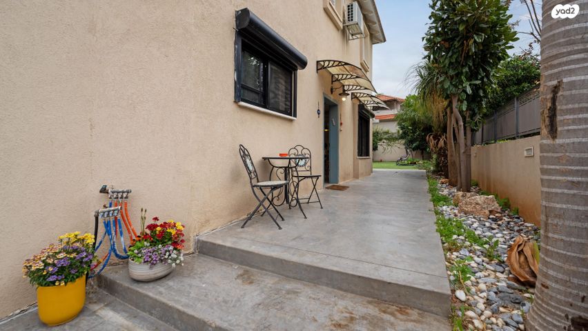 דו משפחתי, לח"י, מרכז המושבה, גן יבנה