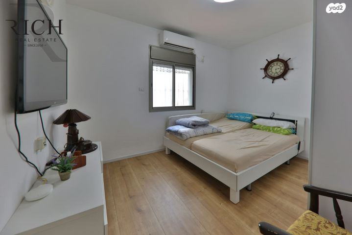 דו משפחתי, בעל שם טוב, מרכז העיר, קרית אתא