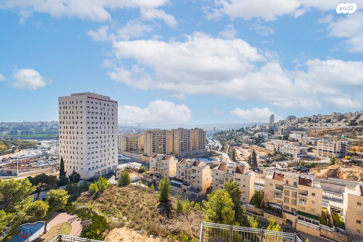 גג/ פנטהאוז, בית הכרם, רמת בית הכרם, ירושלים