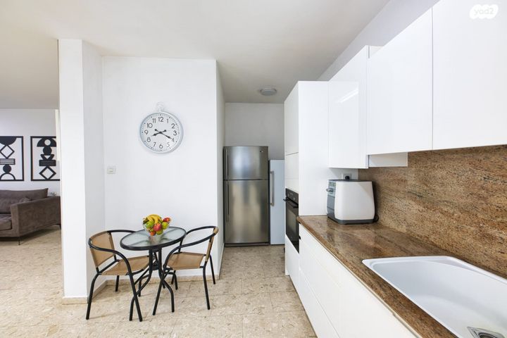 בית פרטי/ קוטג', חרוב, נאות יצחק רבין, מזכרת בתיה