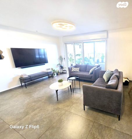 גג/ פנטהאוז, בית אל, תל אביב יפו