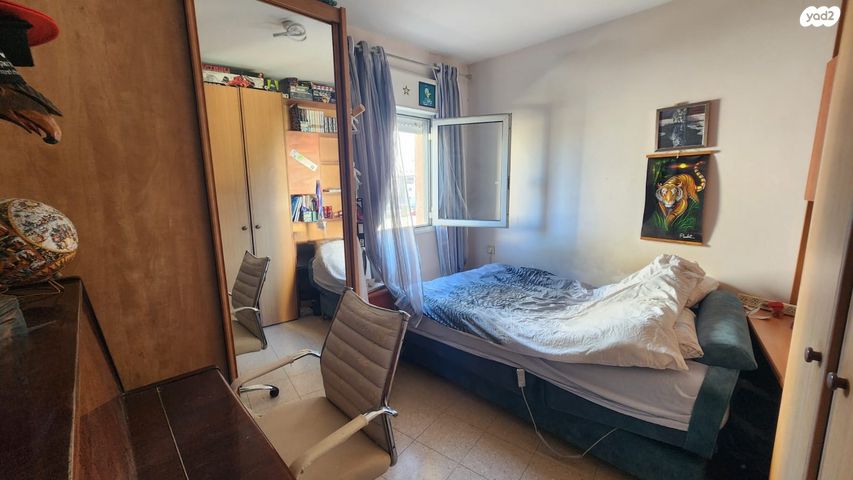 דירה, שיזף, השופטים צפון, רמלה