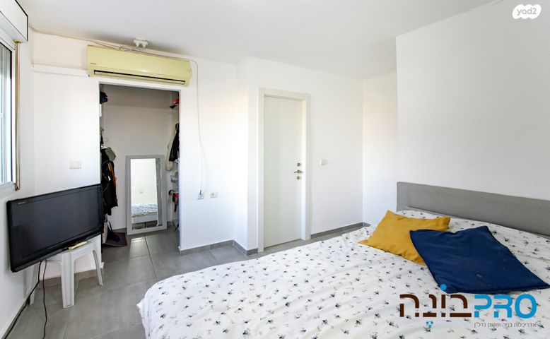 גג/ פנטהאוז, שדרות יעקב (ג'ירופי), שיכוני המזרח, ראשון לציון