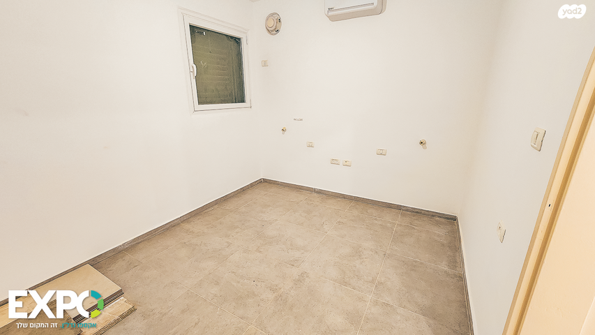 דירה, איבי נחל, אבני חפץ