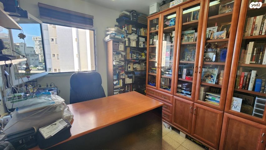 דירה, שיזף, השופטים צפון, רמלה