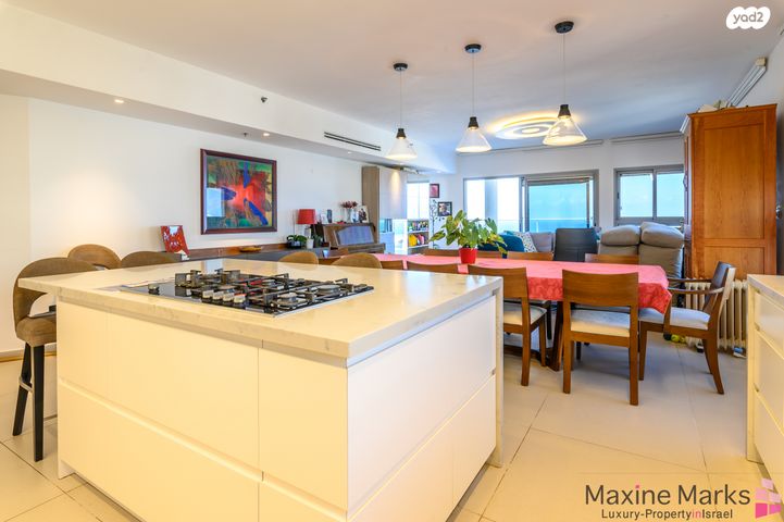 גג/ פנטהאוז, נתן יונתן, עיר ימים, נתניה