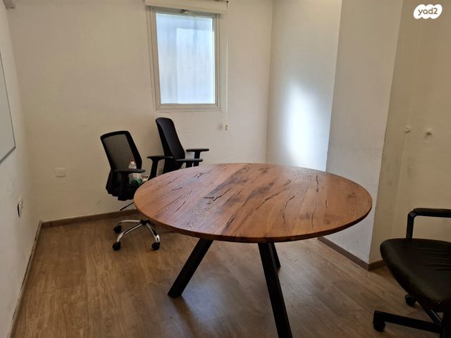 משרדים, תובל, בורסה, רמת גן