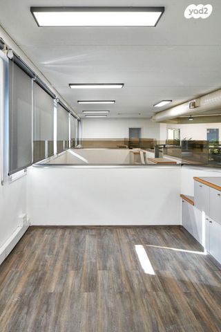 משרדים, כפר סבא