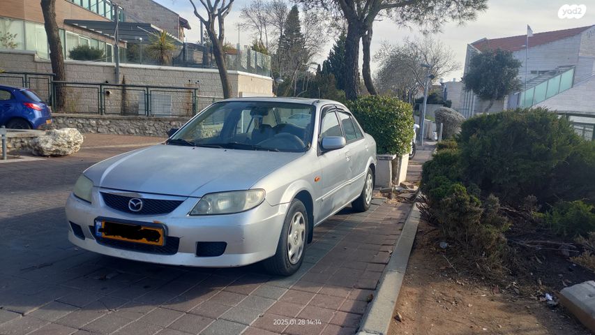 מודעת רכב מאזדה 323