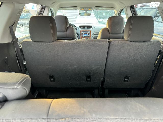 שברולט טראוורס