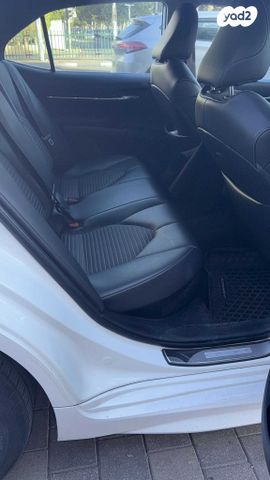 טויוטה קאמרי