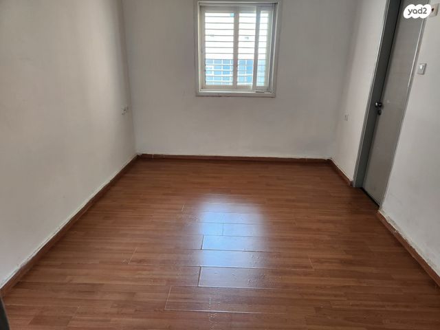 דירה, שדרות ניצה 22, צפון מערב מרכז העיר, נתניה