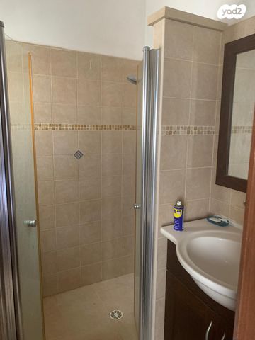 דירה, שדרות ניצה 22, צפון מערב מרכז העיר, נתניה