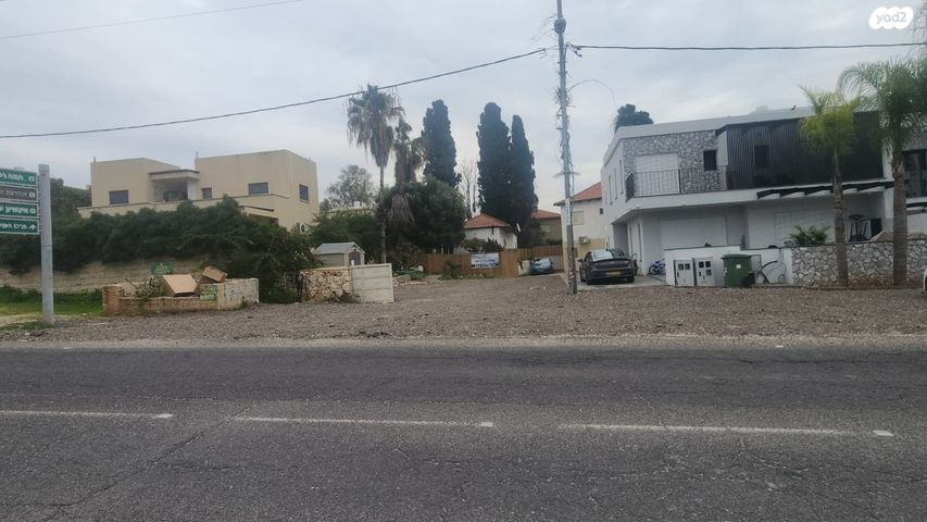 מגרשים, מרכז פרדס חנה, פרדס חנה כרכור