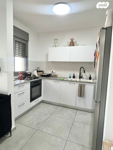 דירה, אהובה עוזרי 3, המחנה הצבאי, קרית מלאכי