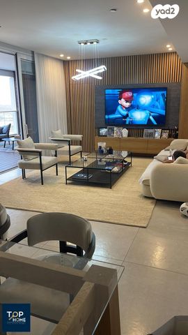 דירה, אהוד מנור, נתניה