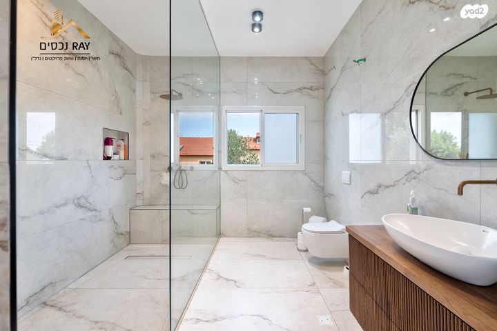 בית פרטי/ קוטג', חרצית, נווה אילן - צבאי, יבנה