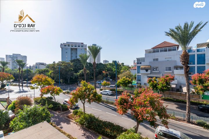 דירה, תורמוס, נאות בגין, לב יבנה, יבנה