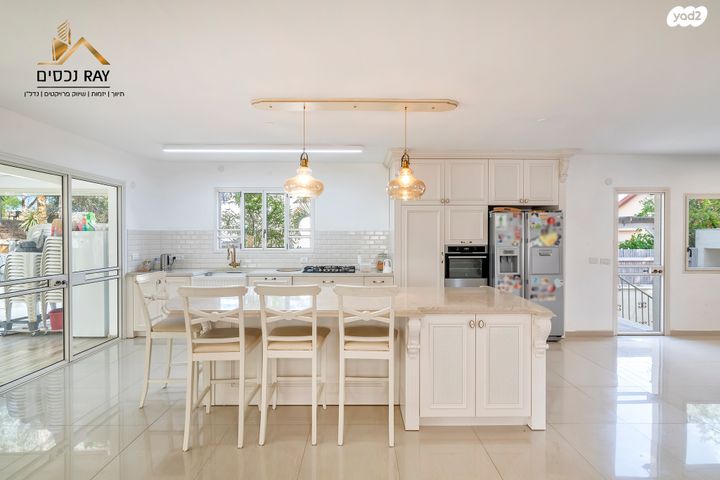 בית פרטי/ קוטג', חרצית, נווה אילן - צבאי, יבנה