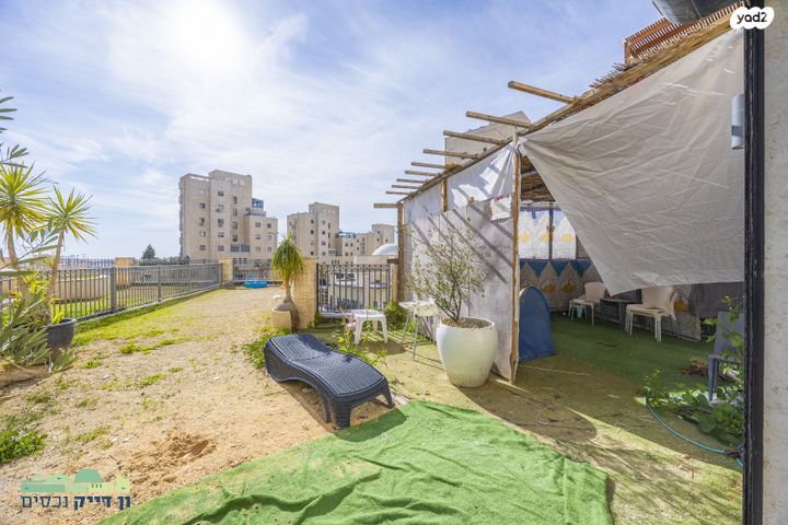 דירת גן, שמעון בן חמו, חומת שמואל, הר חומה, ירושלים