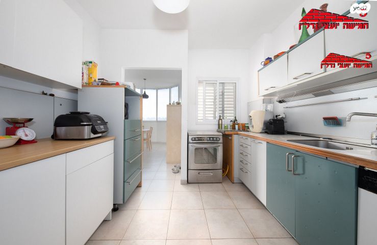 דירה, הפרדס הראשון, כצנלסון, ראשון לציון