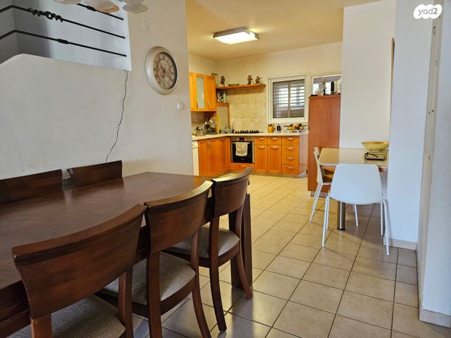 בית פרטי/ קוטג', אורנית