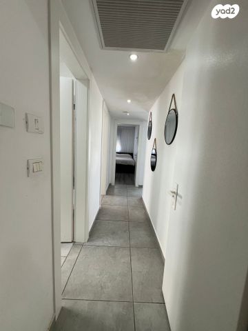 דירה, אהובה עוזרי 3, המחנה הצבאי, קרית מלאכי