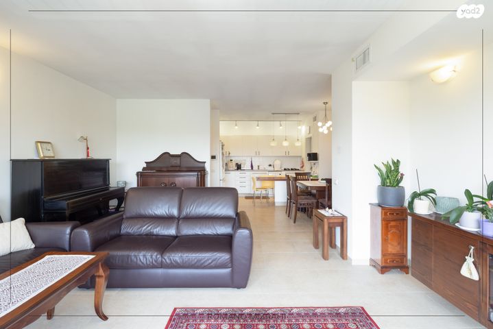 דירה, תל גנים, גבעתיים