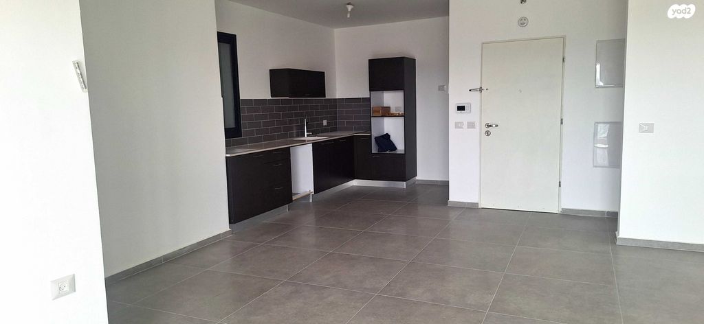 דירה, מנחם ארבר 13, נווה עופר, תל כביר, תל אביב יפו