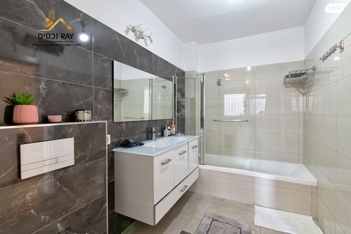 דירה, תורמוס, נאות בגין, לב יבנה, יבנה