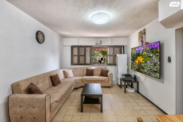 דירה, שדרות העצמאות, נאות אשכול, יבנה