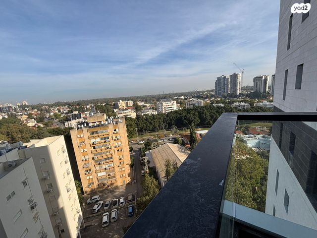 דירה, רמת השרון