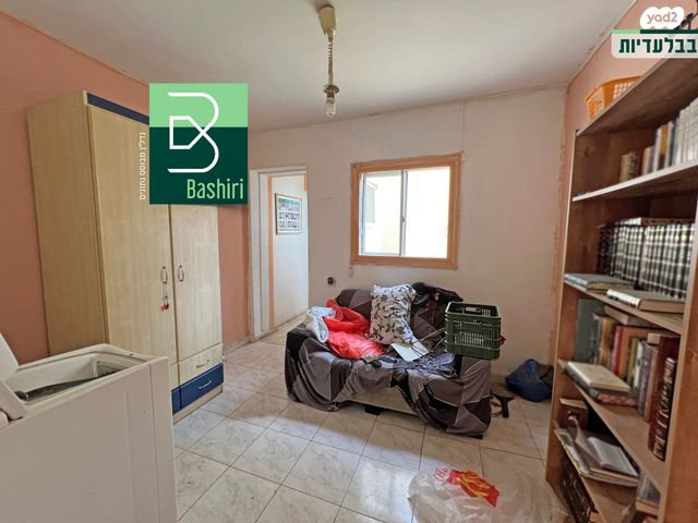 דירה, יוסף שפרינצק, קרית שמונה