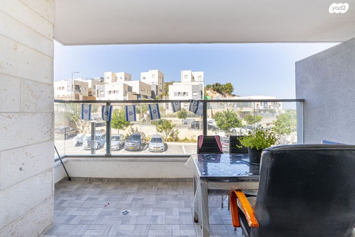 דירה, גפן, החורש, חריש