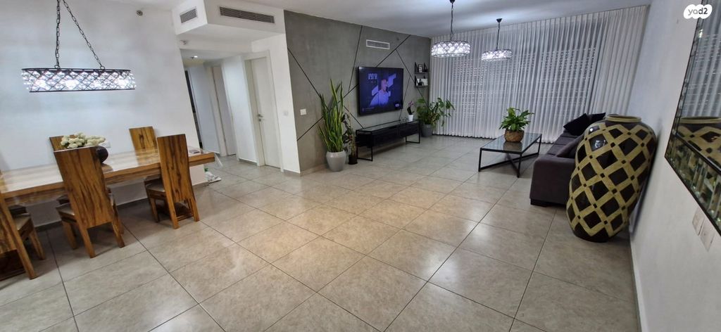 גג/ פנטהאוז, ניצן, נווה רבין, אור יהודה