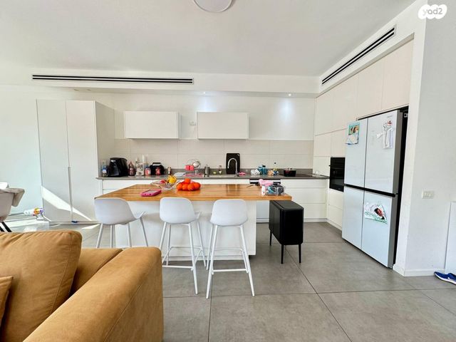 דו משפחתי, שושנה דמארי, הרצליה ב', הרצליה