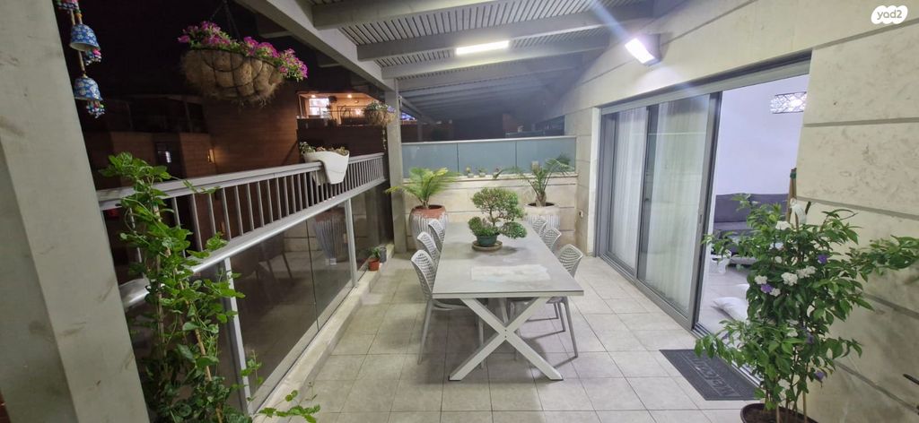 גג/ פנטהאוז, ניצן, נווה רבין, אור יהודה