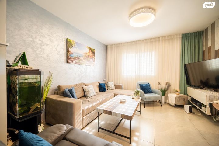 בית פרטי/ קוטג', צוללים 4, מרכז המושבה, גן יבנה