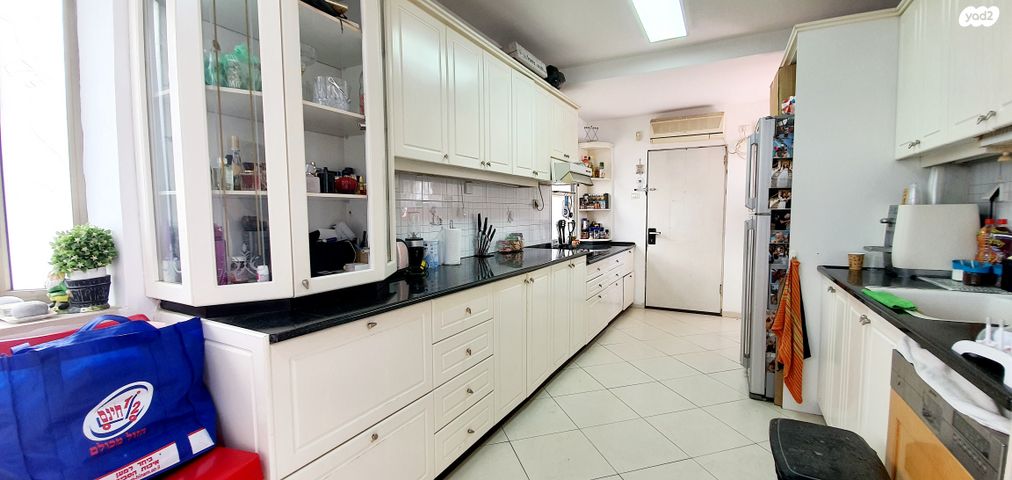 דירת גן, מזא"ה, קרית מטלון, פתח תקווה