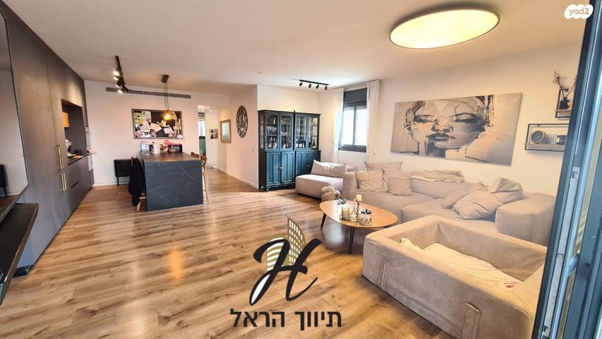 גג/ פנטהאוז, אבנר חי שאקי, גילה, ירושלים