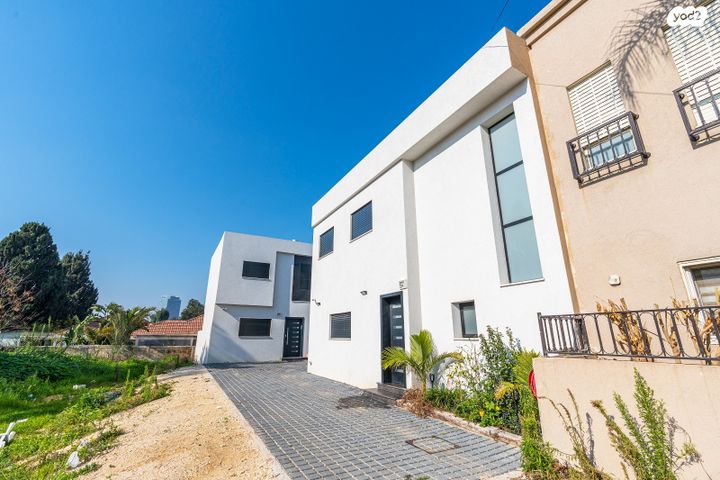 דו משפחתי, בילינסון 17, נווה חיים, חדרה